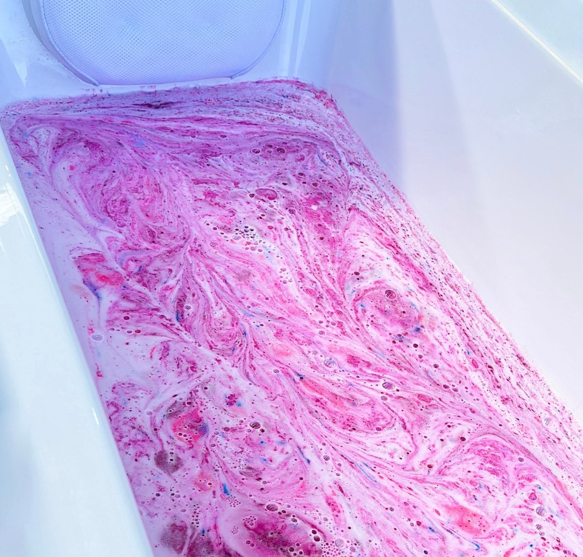 La Fraise Bath Dust for Kids & Adults - Colourful Glitters & Strawberry Fragrance - Made in Australia by Bath Box