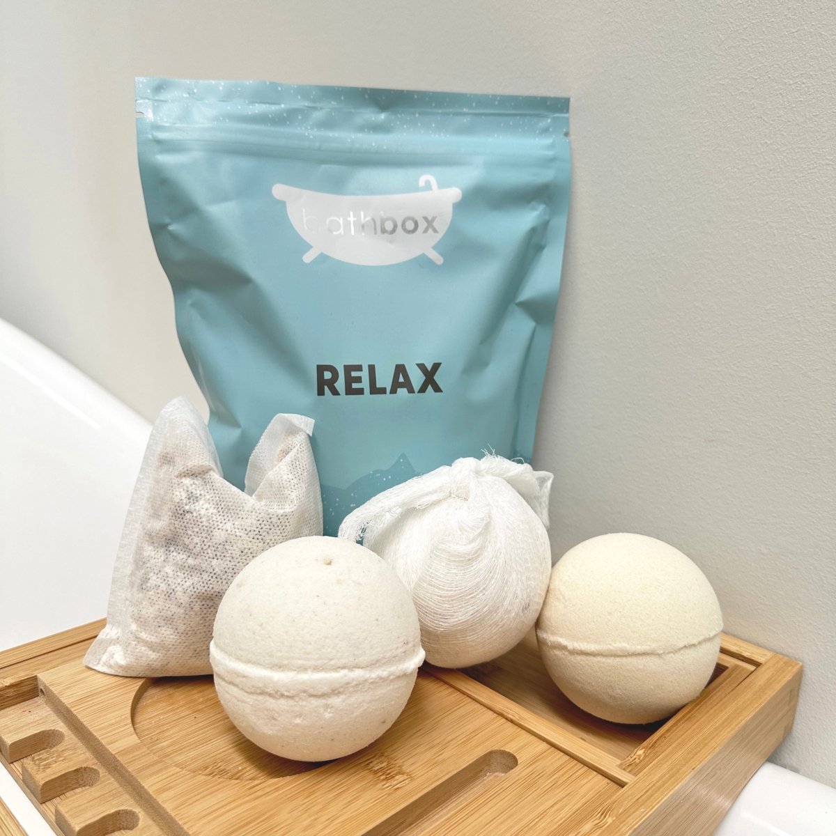 Sensitive Skin, Eczema & Psoriasis Bath Soak Gift - Bath Bombs, Bath Salts by Bath Box Australia