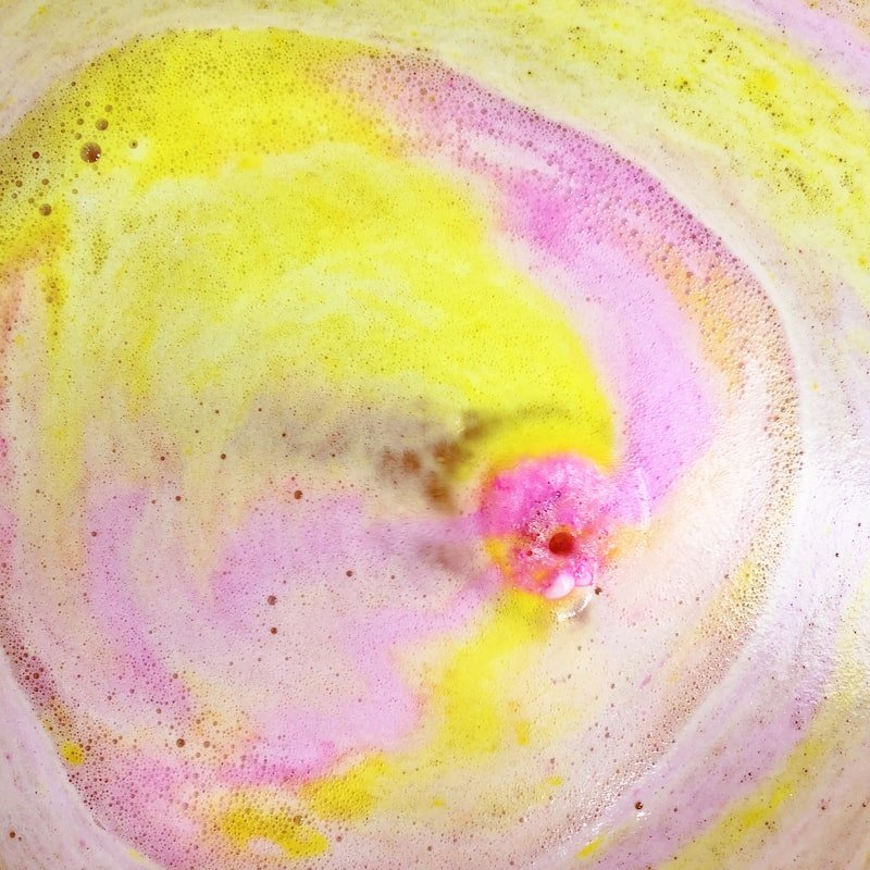 Coffee Snob Bath Bomb for Kids & Adults - Large & Colourful Coffee & Shea Butter Fragrance - Made in Australia by Bath Box