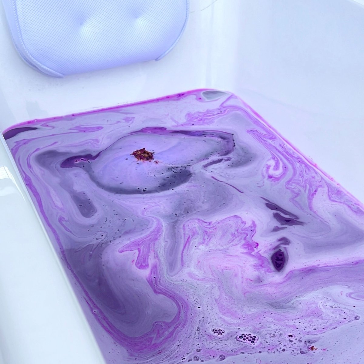 Shut Eye Sleep Bedtime Bath Bomb for Kids & Adults - Colourful Glitters & Lavender Fragrance - Made in Australia by Bath Box